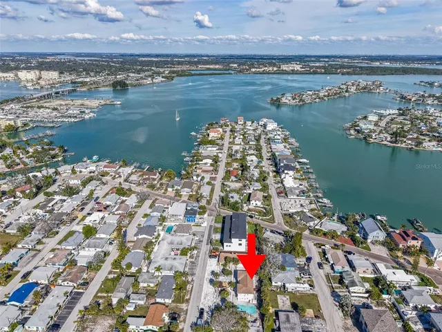 $1,500 | 115 145th Avenue, Unit 6, Madeira Beach, FL 33708