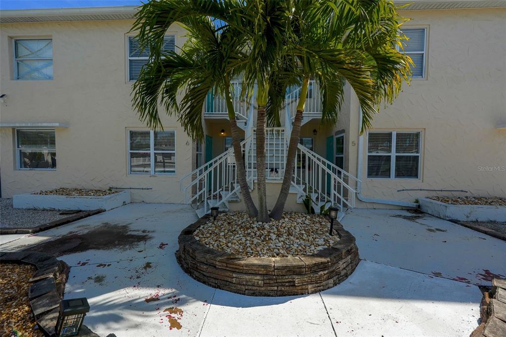 115 145th Avenue, Unit 6 Madeira Beach, FL 33708 - Photo 5 of 27