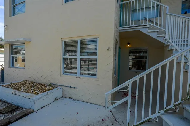 $1,500 | 115 145th Avenue, Unit 6, Madeira Beach, FL 33708