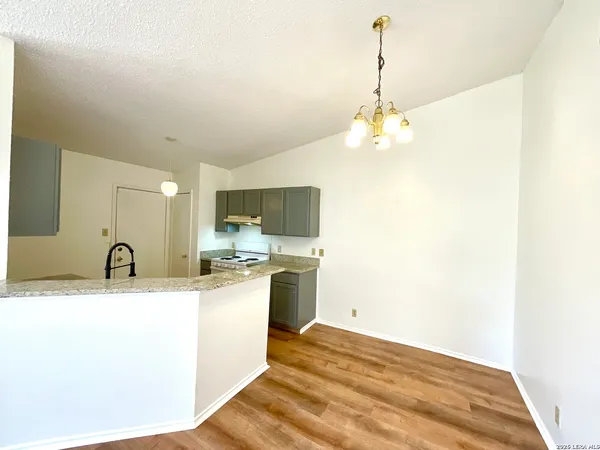 $999 | 5619 Lochmoor, San Antonio, TX 78244