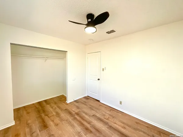 $999 | 5619 Lochmoor, San Antonio, TX 78244