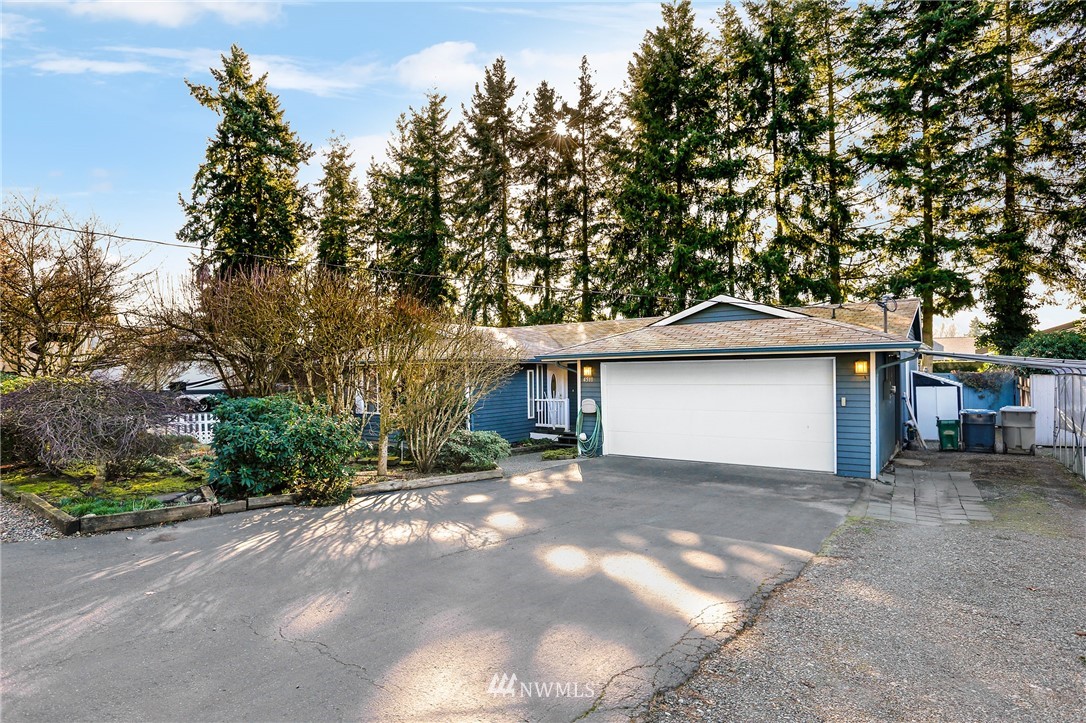 4511 Northeast 17th Street Renton, WA 98059 - Photo 1 of 25 Gallery Image 1