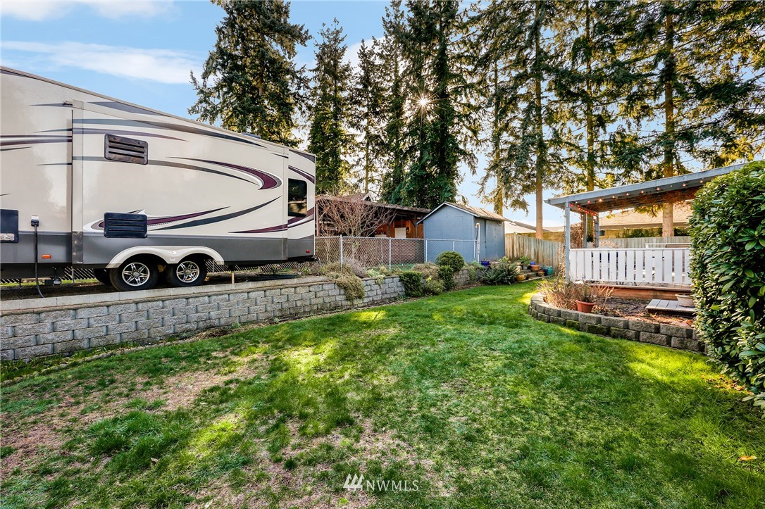 4511 Northeast 17th Street Renton, WA 98059 - Photo 25 of 25 Gallery Image 25