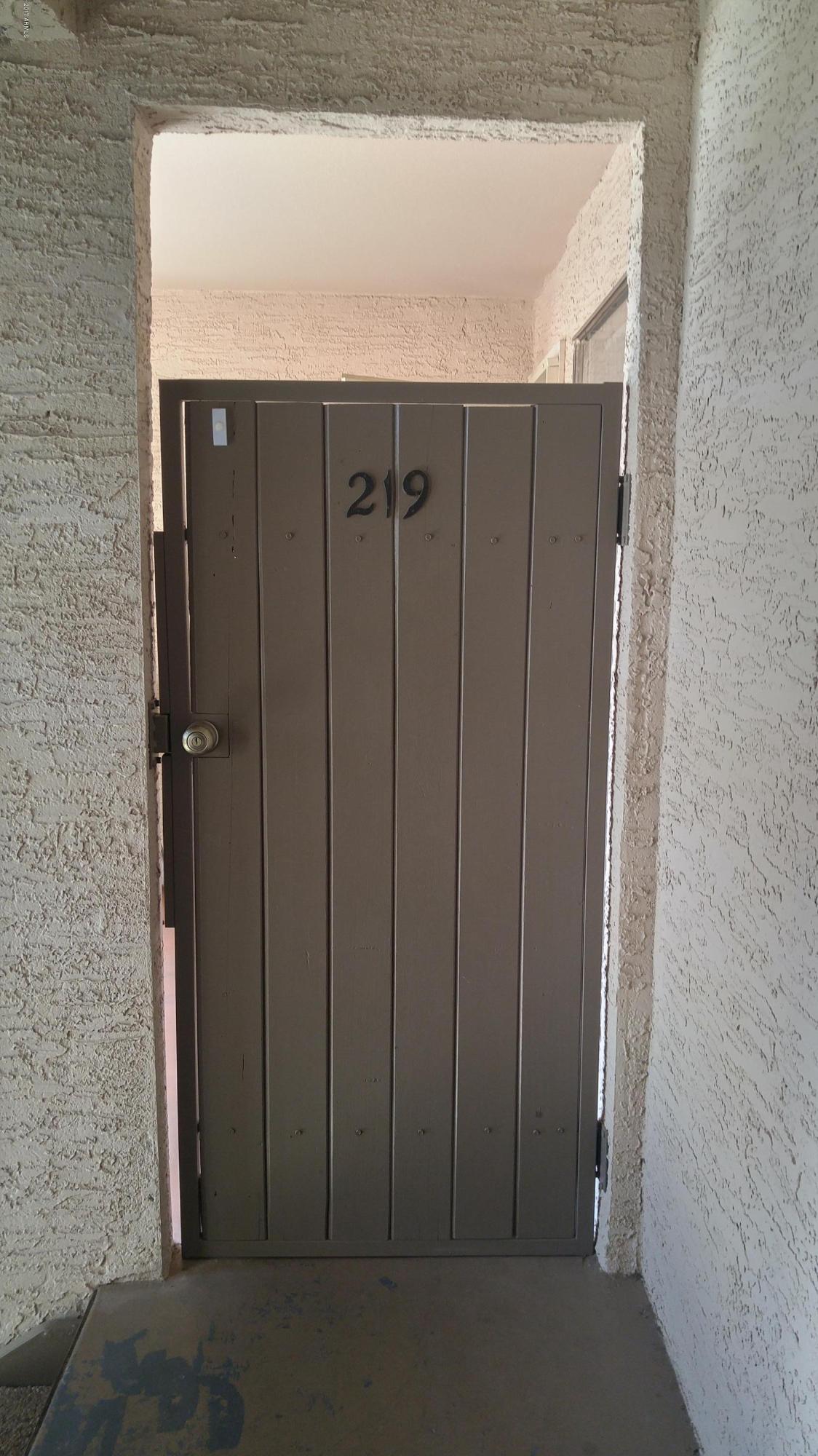 1340 North Recker Road, Unit 219 Mesa, AZ 85205 - Photo 10 of 41 a close view of closet