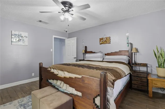 $299,000 | 2528 Live Oak Street, Ingleside, TX 78362