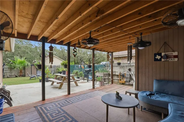 $299,000 | 2528 Live Oak Street, Ingleside, TX 78362