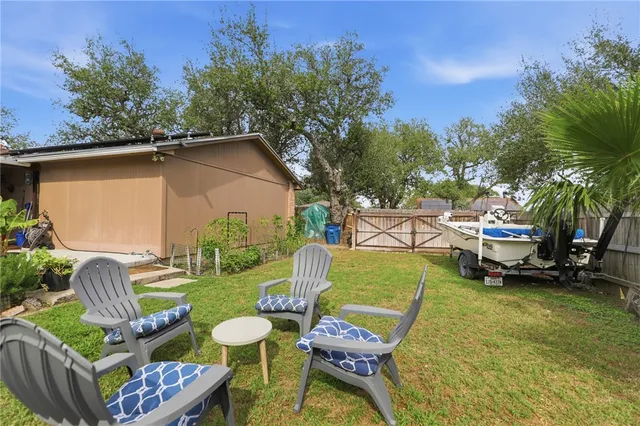 $299,000 | 2528 Live Oak Street, Ingleside, TX 78362