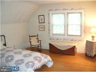 974 Byberry Road Huntingdon Valley, PA 19006 - Photo 9 of 12 Bedroom 3