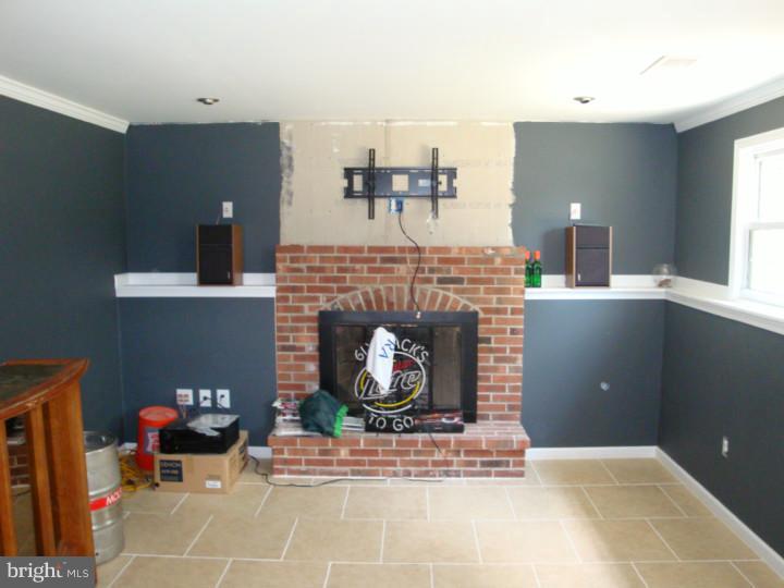 1353 Ridgeview Circle Downingtown, PA 19335 - Photo 3 of 9 Gallery Image 3