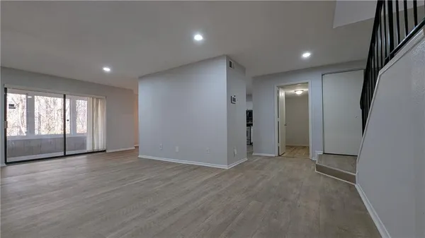 $159,990 | 221 Seasons Parkway, Norcross, GA 30093