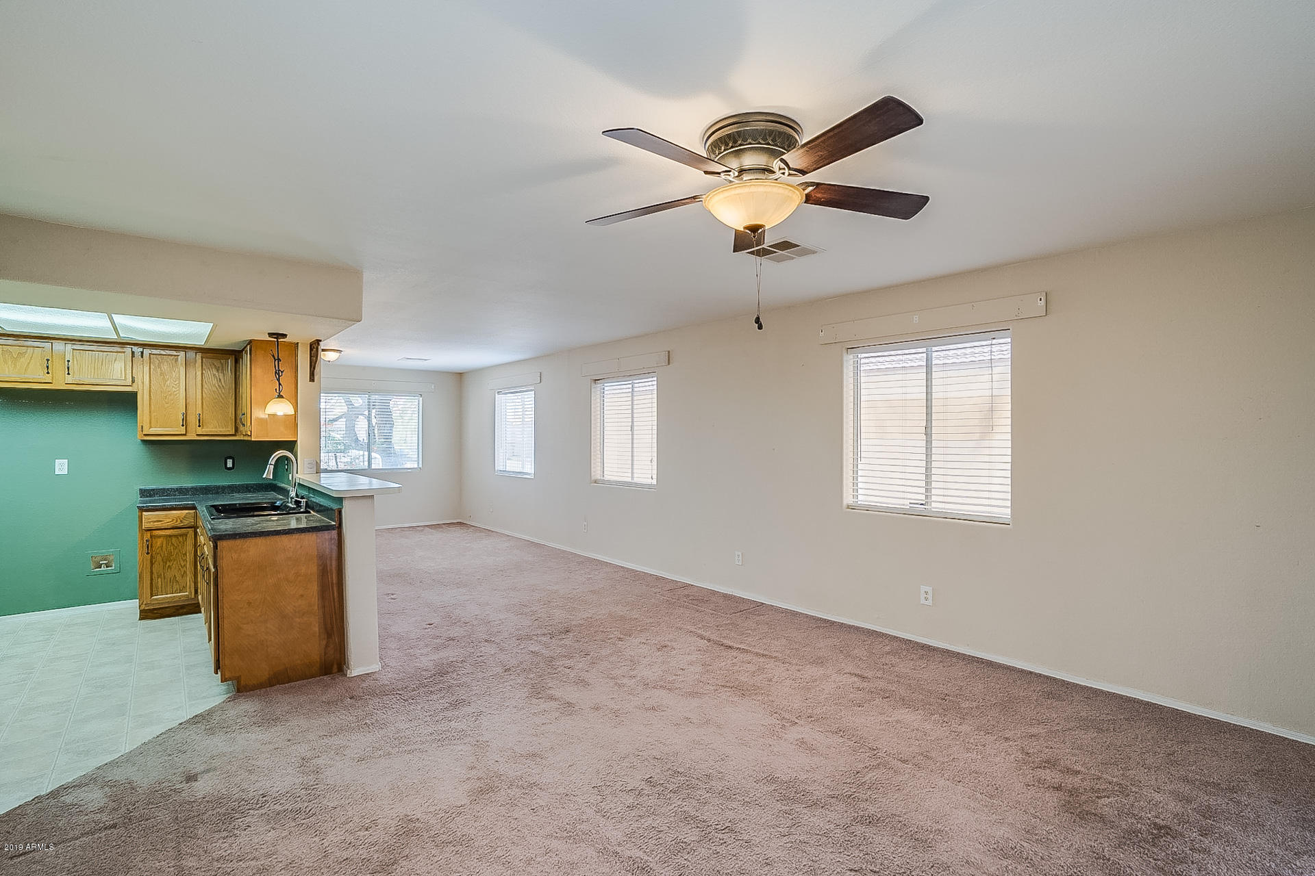 195 South Picacho Heights Road Eloy, AZ 85131 - Photo 14 of 42 Living Space