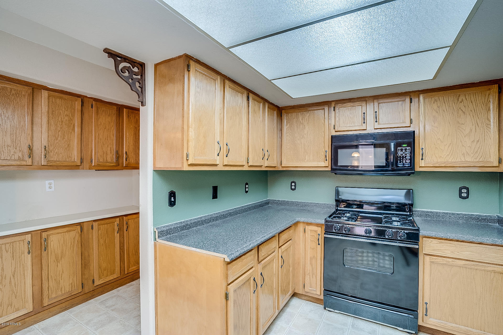 195 South Picacho Heights Road Eloy, AZ 85131 - Photo 18 of 42 Kitchen