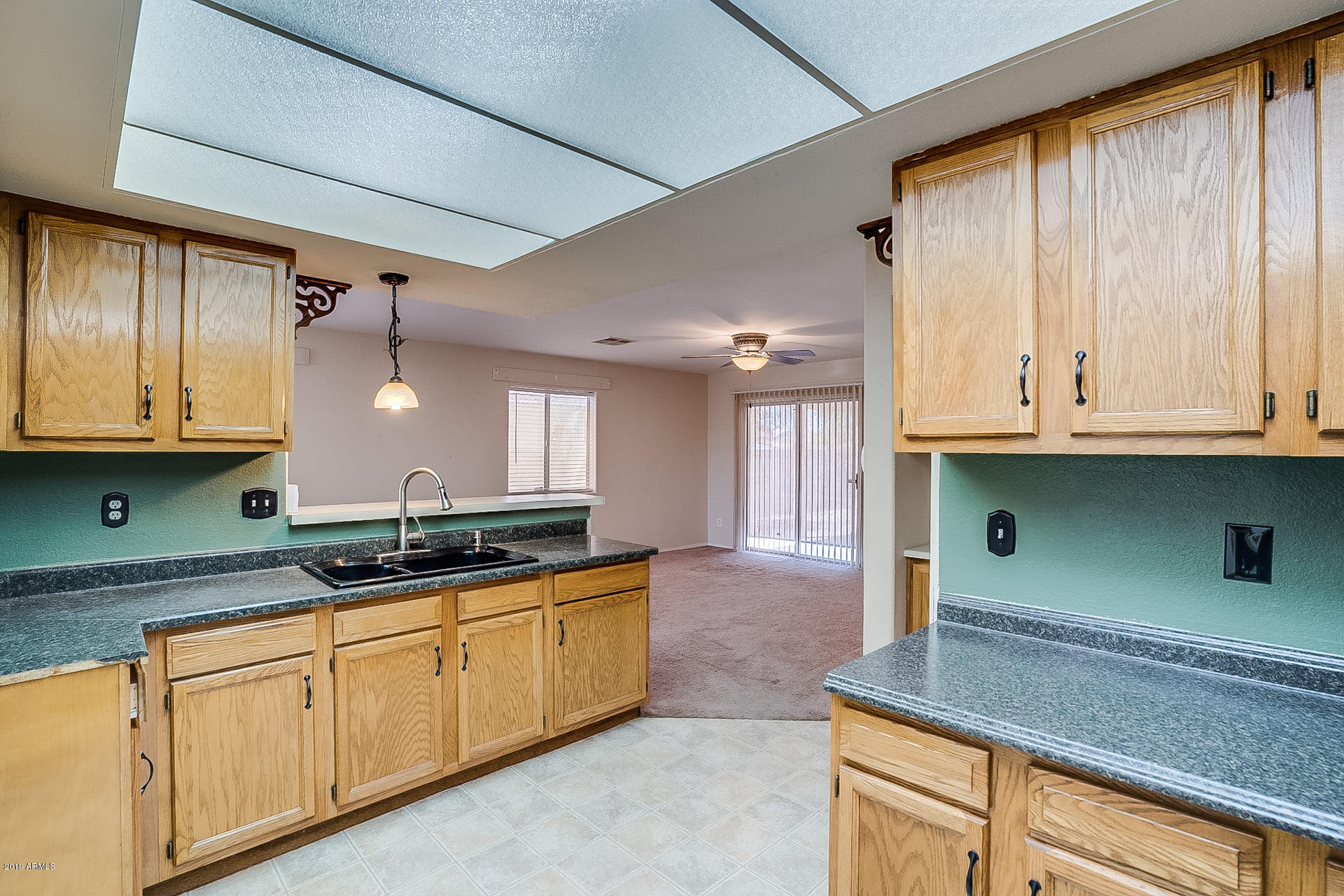 195 South Picacho Heights Road Eloy, AZ 85131 - Photo 19 of 42 Kitchen