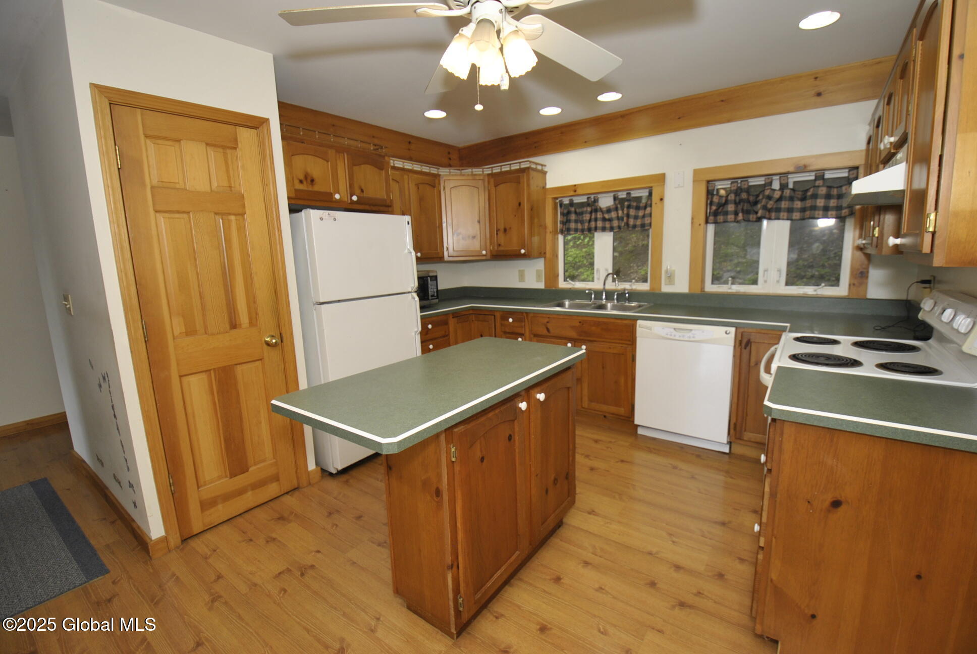 1380 South Shore Road Edinburg, NY 12835 - Photo 20 of 64 _DSC0859