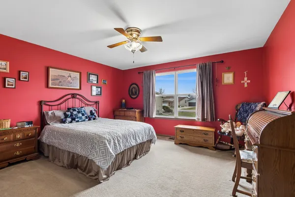 $299,900 | 17900 Poplar Lane, Country Club Hills, IL 60478