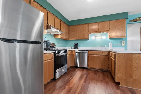 $299,900 | 17900 Poplar Lane, Country Club Hills, IL 60478