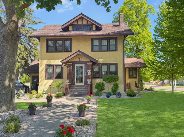 $185,000 | 210 East Ciro Street, Truman, MN 56088
