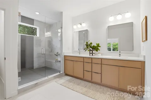 $600,000 | 2822 Dogwood Avenue, Charlotte, NC 28206