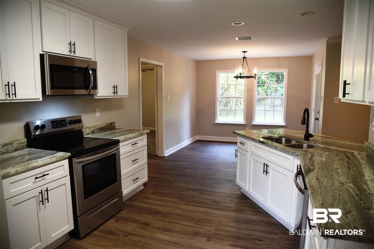 5065 Sweetbriar Lane Eight Mile, AL 36613 - Photo 6 of 29