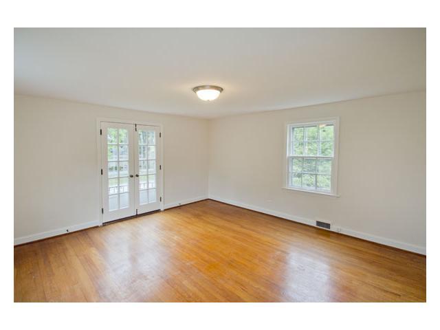1135 Kingslea Road Columbus, OH 43209 - Photo 11 of 22 Gallery Image 11