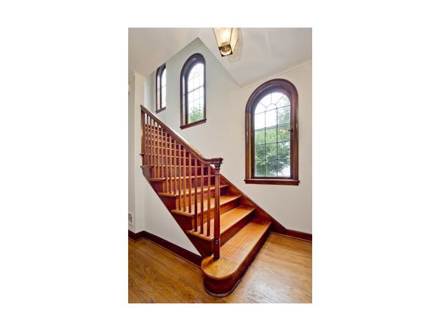 1135 Kingslea Road Columbus, OH 43209 - Photo 3 of 22 Gallery Image 3