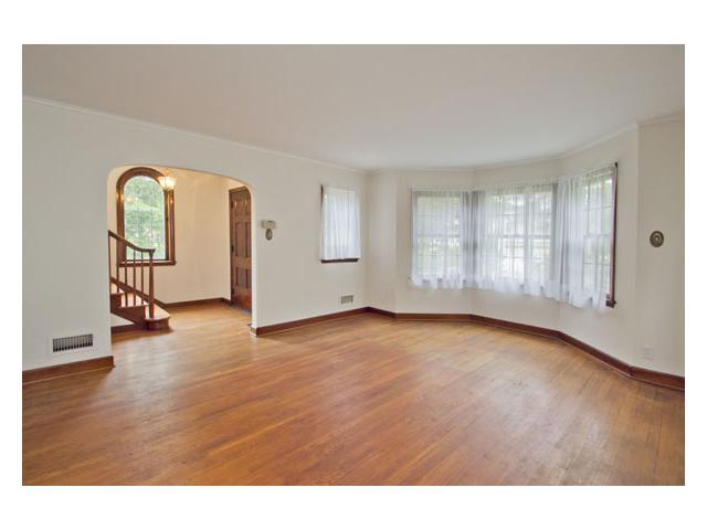 1135 Kingslea Road Columbus, OH 43209 - Photo 5 of 22 Gallery Image 5