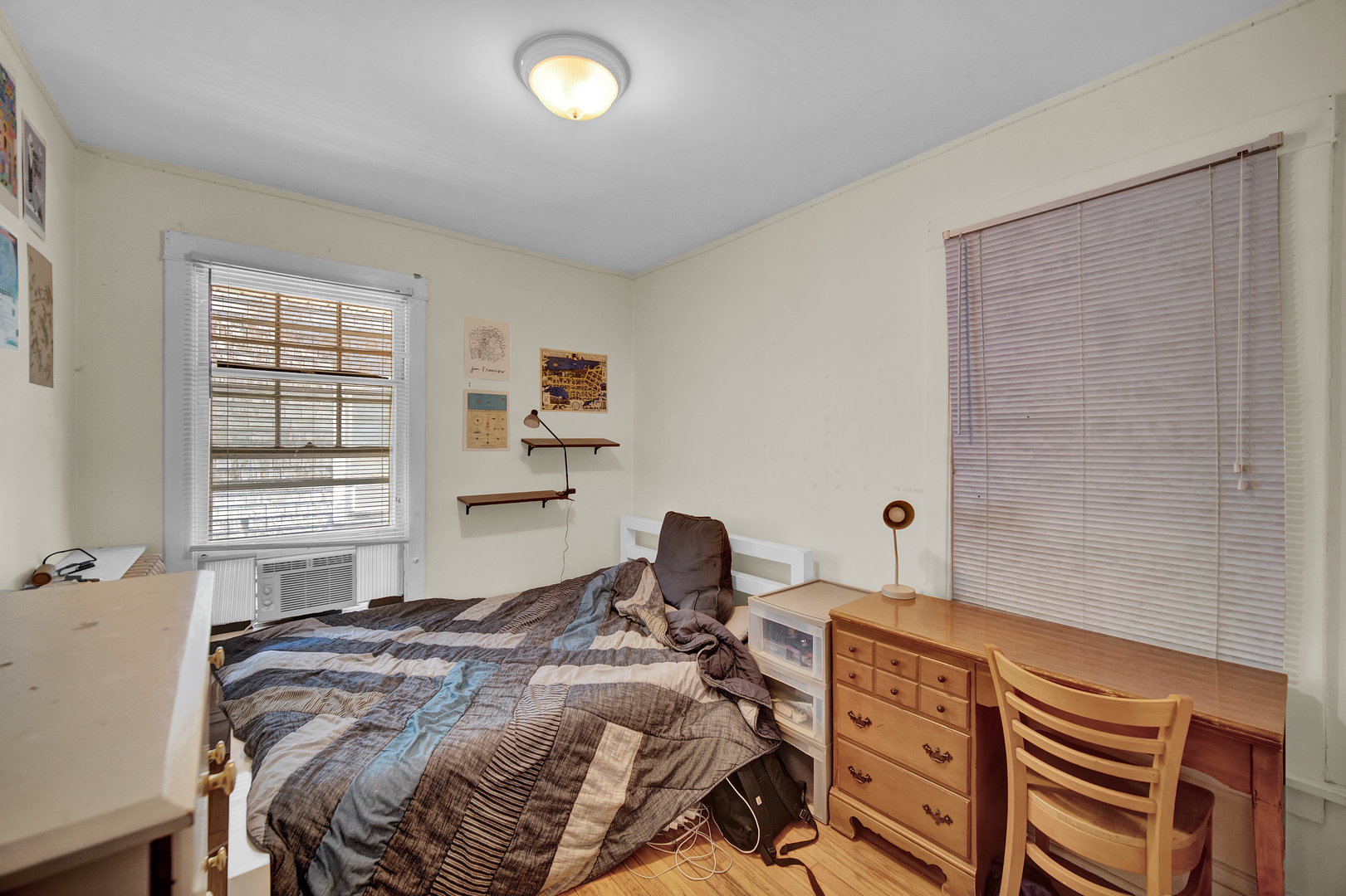 2303 Ridge Avenue Evanston, IL 60201 - Photo 14 of 19