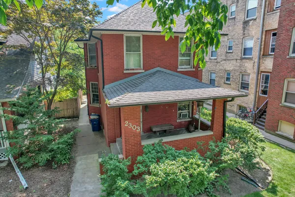 $750,000 | 2303 Ridge Avenue, Evanston, IL 60201
