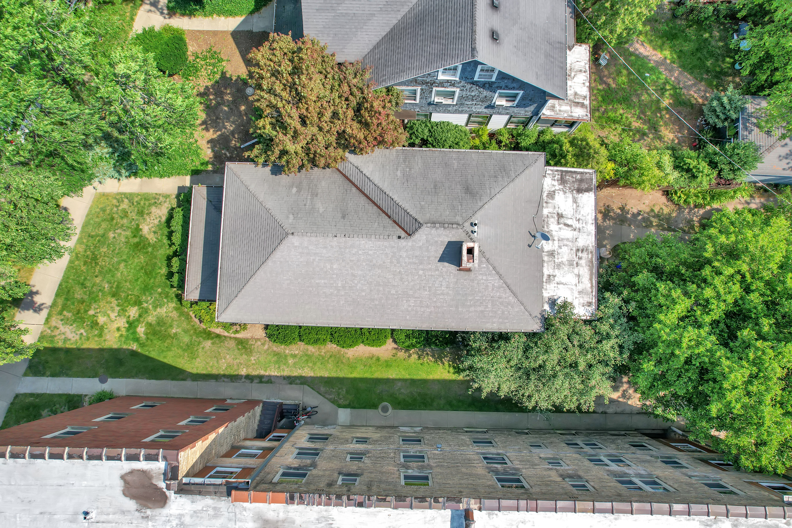 2303 Ridge Avenue Evanston, IL 60201 - Photo 3 of 19