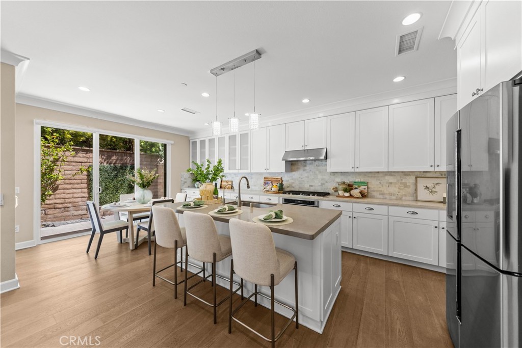 189 Rodeo Irvine, CA 92602 - Photo 7 of 42