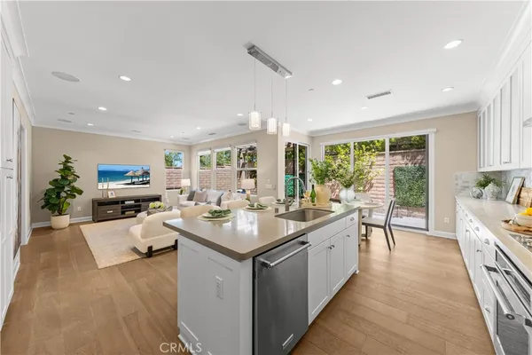 $1,730,000 | 189 Rodeo, Irvine, CA 92602