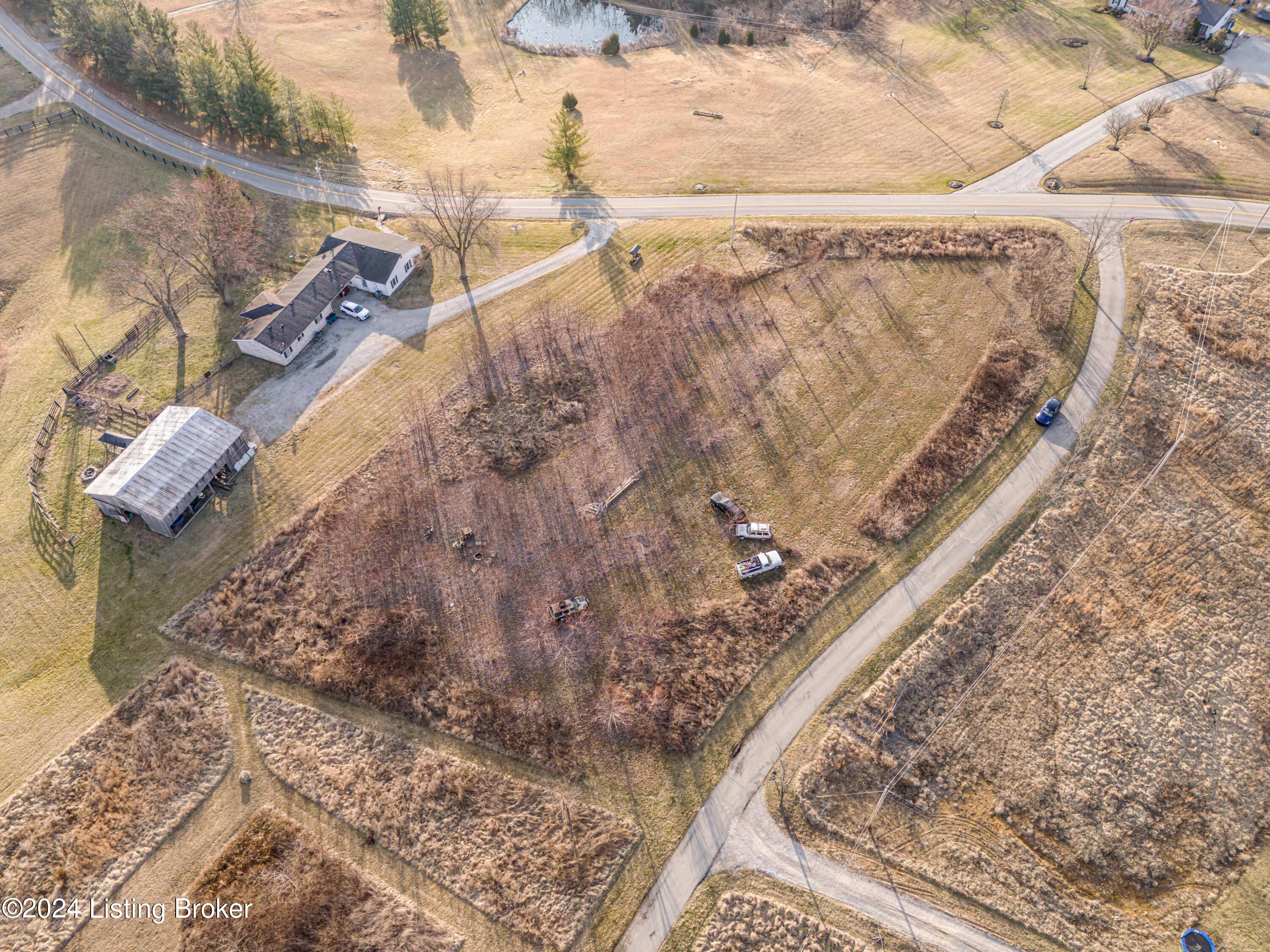 70 Toombs Road Bedford, KY 40006 - Photo 6 of 12 DJI_20230809093649_0506_D