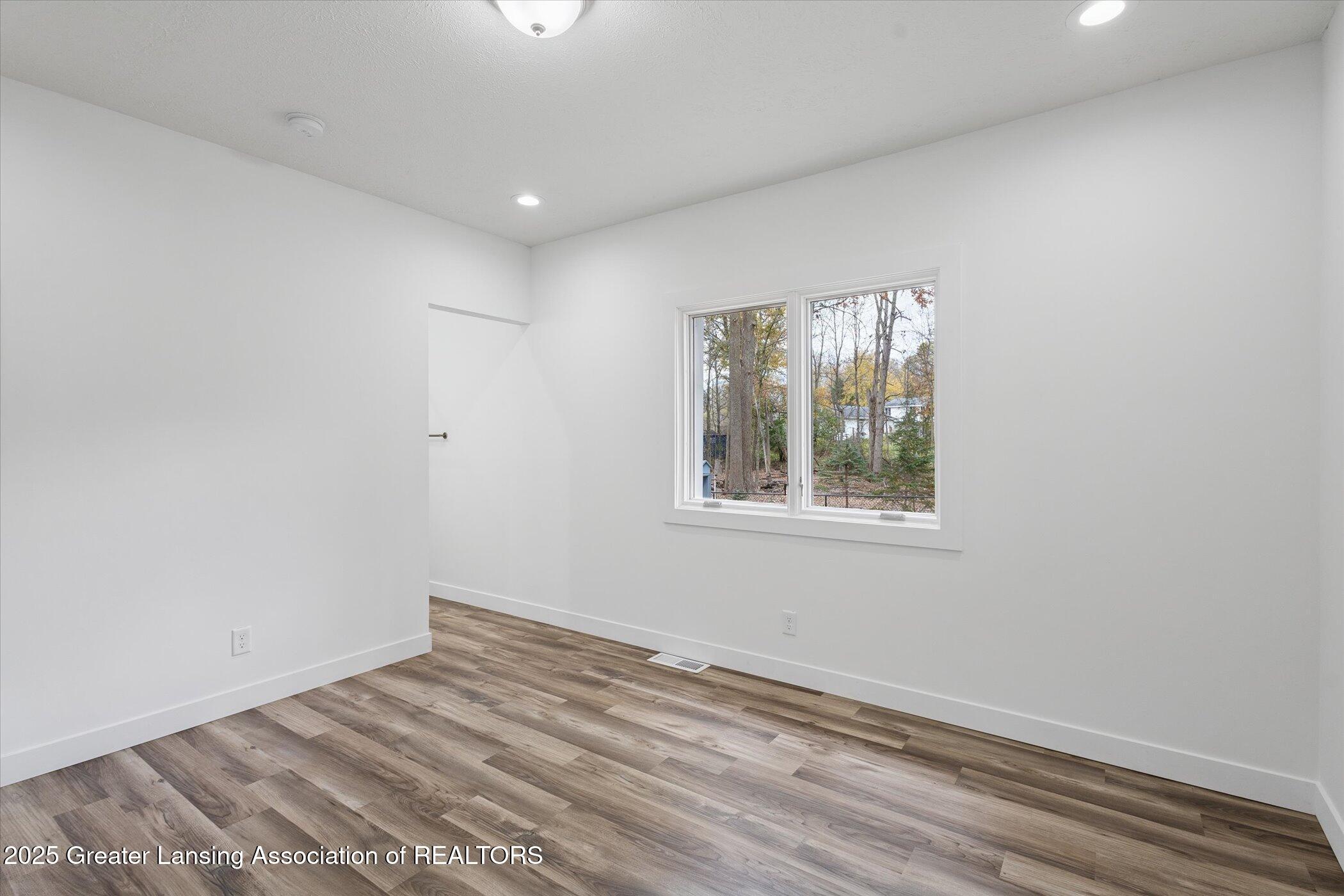 9595 East State Road Haslett, MI 48840 - Photo 28 of 47 27-9595-State-Rd-WindowStill-Photography