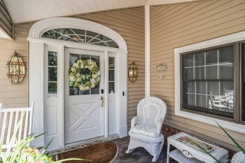 $1,900,000 | 35 Longwood Drive, South Huntington, NY 11746