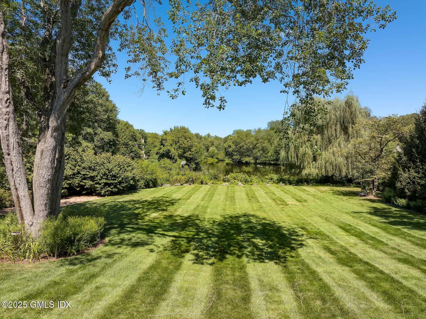 10 Birch Lane Greenwich, CT 06830 - Photo 25 of 30 BACKYARD