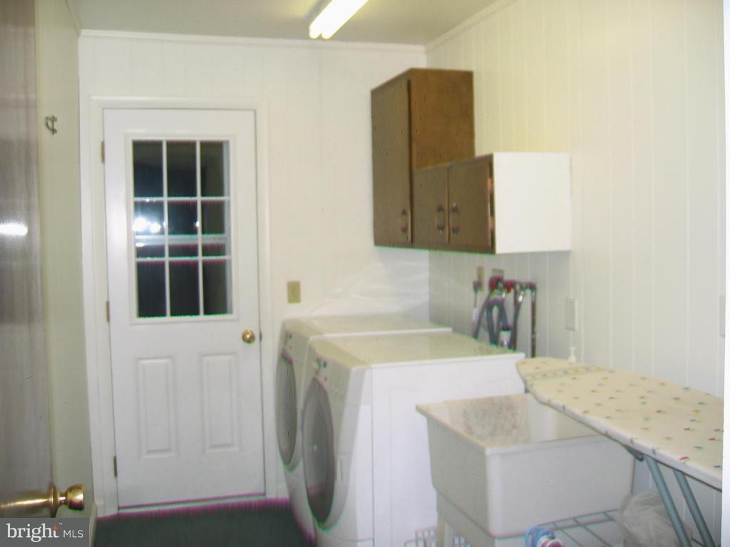 9506 Elizabethtown Road Elizabethtown, PA 17022 - Photo 22 of 25