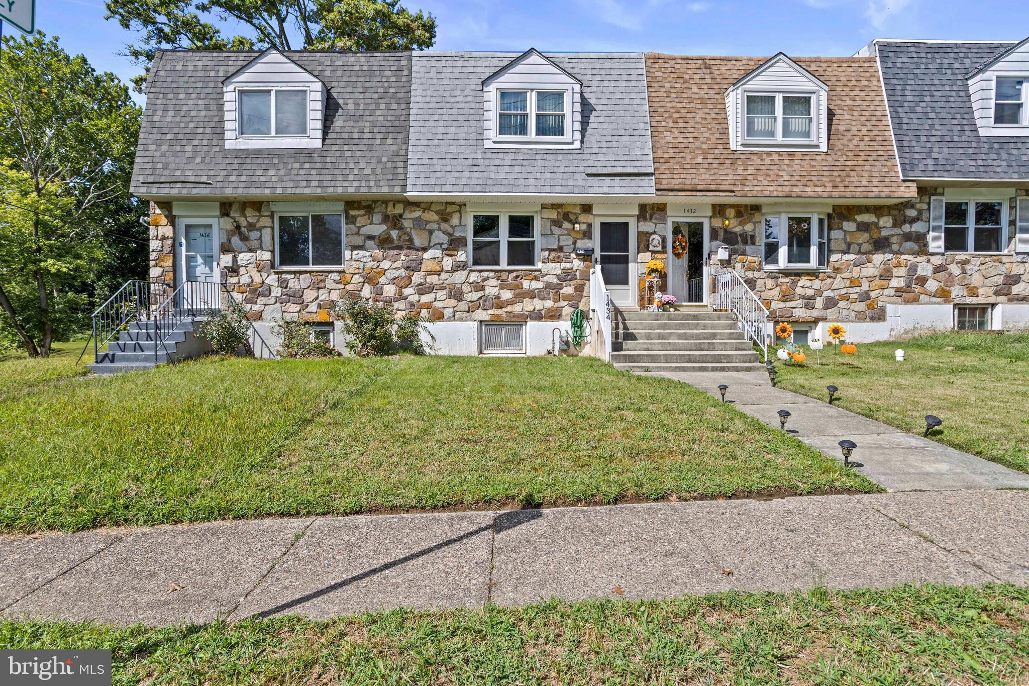 1434 Powell Road Brookhaven, PA 19015 - Photo 1 of 30