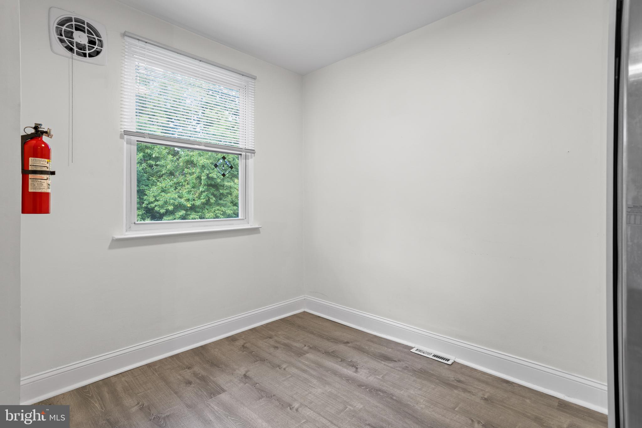 1434 Powell Road Brookhaven, PA 19015 - Photo 13 of 30