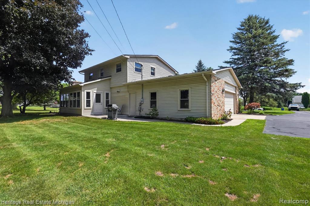 14038 Hogan Road Linden, MI 48451 - Photo 43 of 53