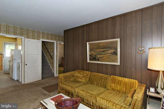 4523 Maple Road Morningside, MD 20746 - Photo 6 of 19 a living room with furniture and a window
