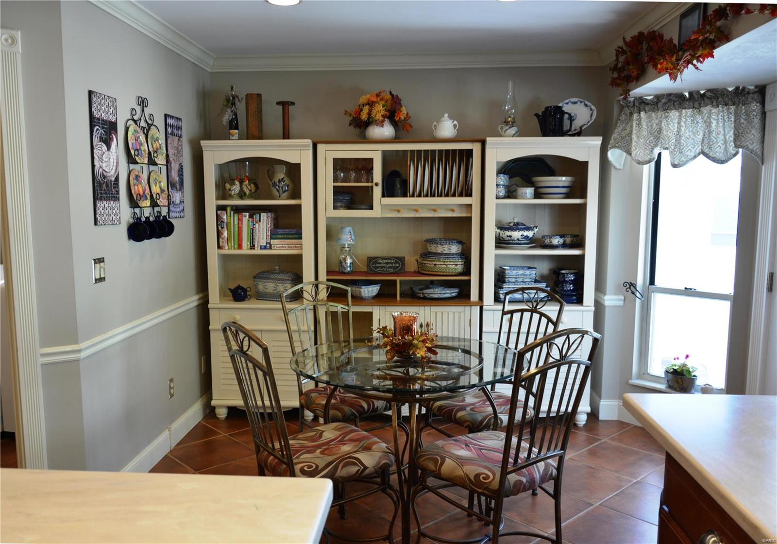 2540 England Town Road St. Louis, MO 63129 - Photo 11 of 53 Gallery Image 11