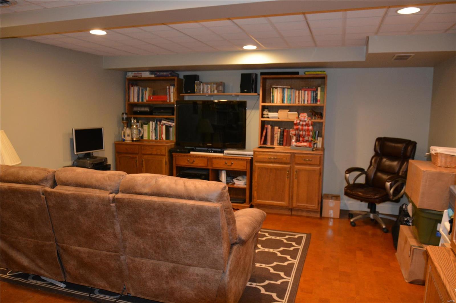 2540 England Town Road St. Louis, MO 63129 - Photo 38 of 53 Gallery Image 38