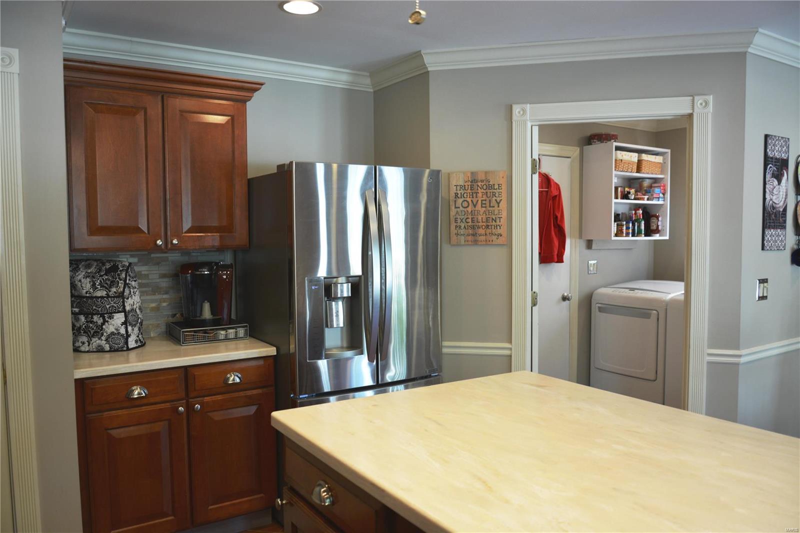 2540 England Town Road St. Louis, MO 63129 - Photo 7 of 53 Gallery Image 7