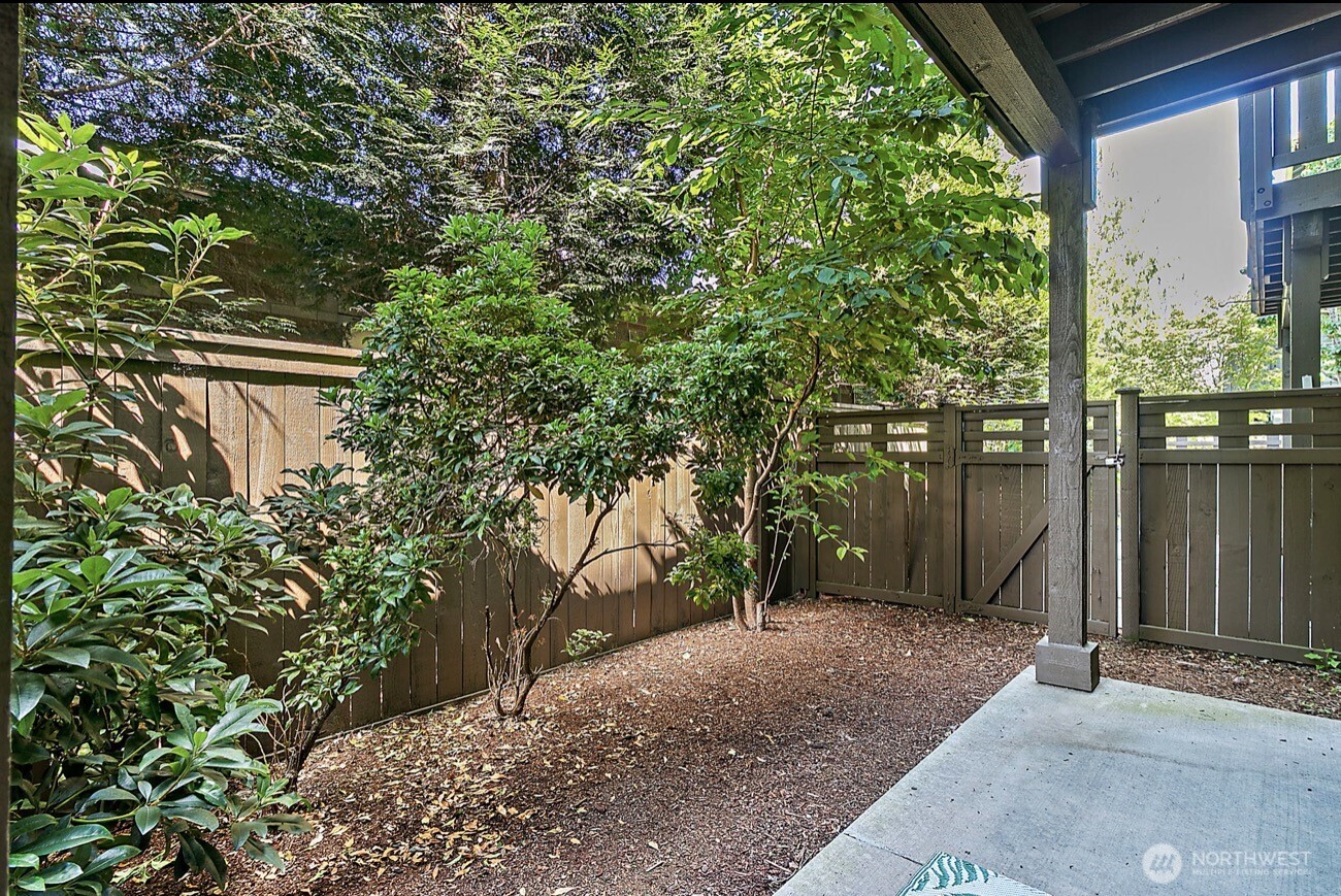 4600 Northeast 3rd Lane, Unit E3 Renton, WA 98059 - Photo 28 of 34