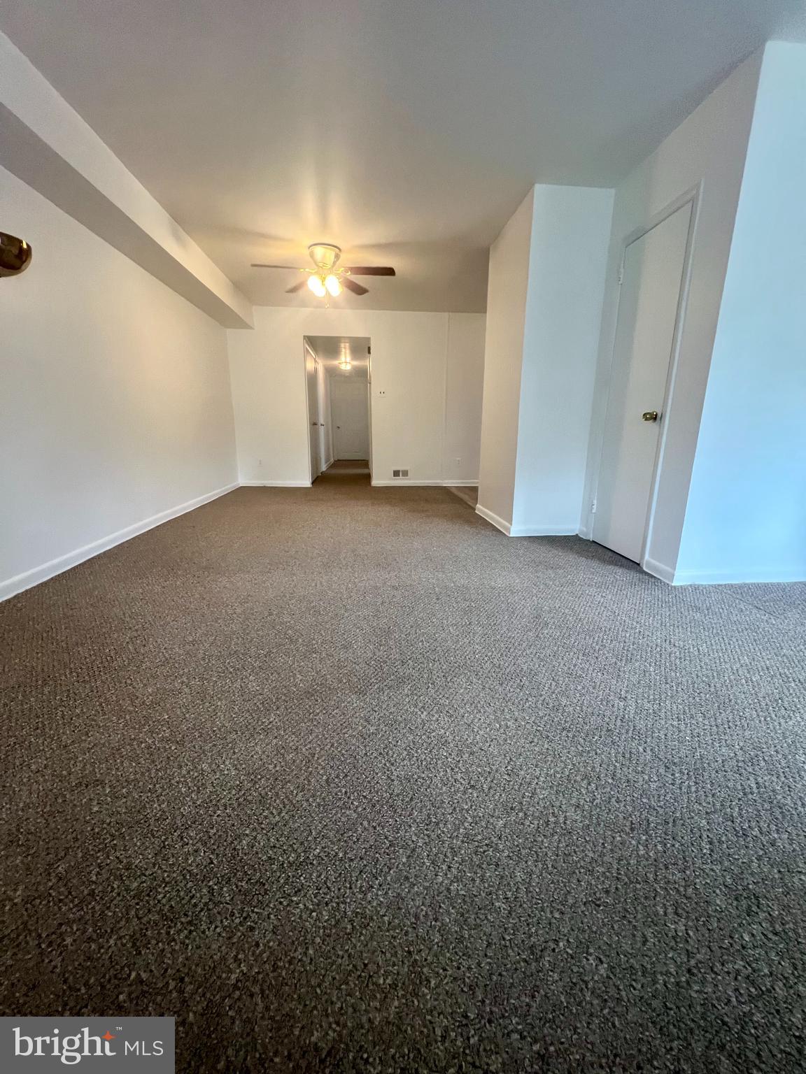 1635 Griffith Street Philadelphia, PA 19111 - Photo 3 of 17 a view of empty room