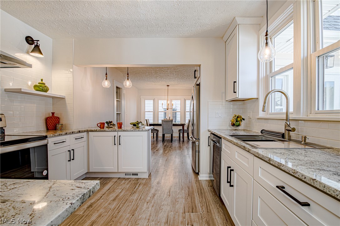 13342 Cedar Road Cleveland, OH 44118 - Photo 12 of 35 Gallery Image 12