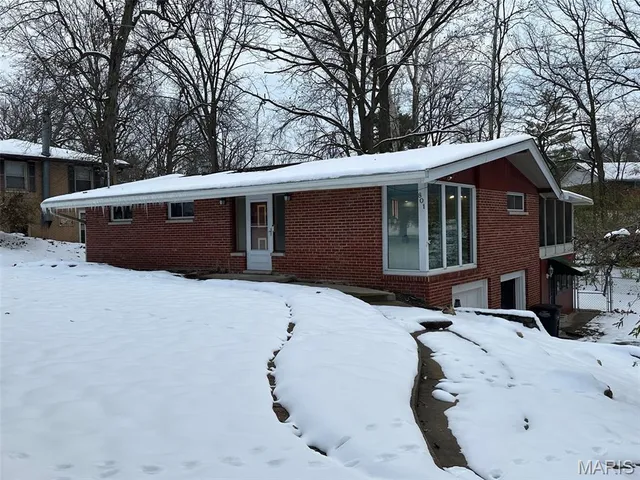 $265,000 | 801 Stamper Lane, Godfrey, IL 62035