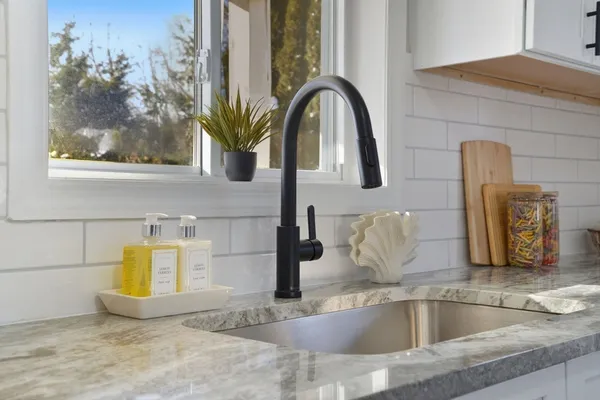 a close view of sink and tap