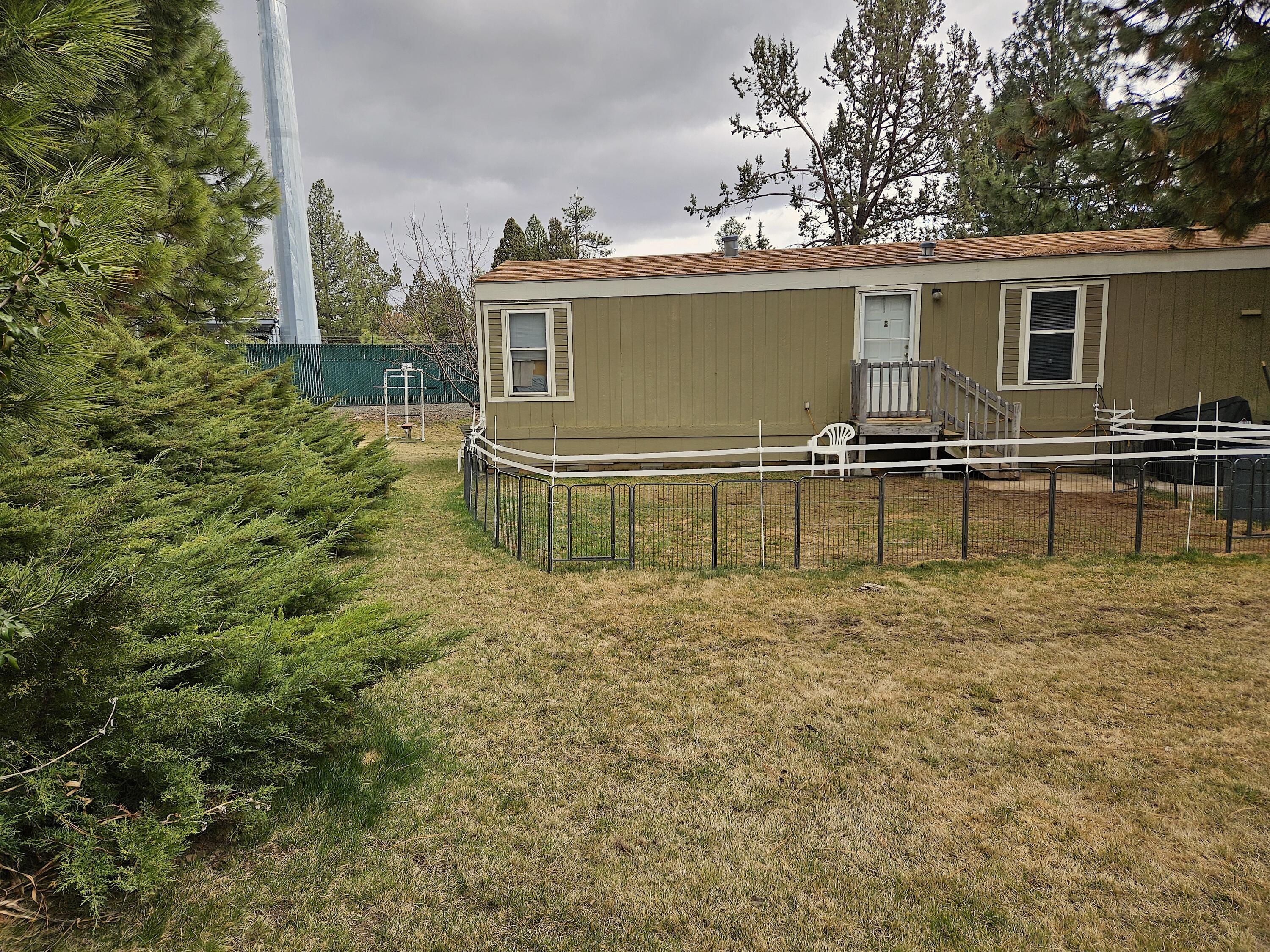 61000 Brosterhous Road, Unit 551 Bend, OR 97702 - Photo 21 of 22 20240325_134617