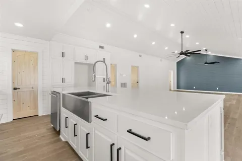 $639,000 | 131 Sandpiper Lane, Lake Charles, LA 70607